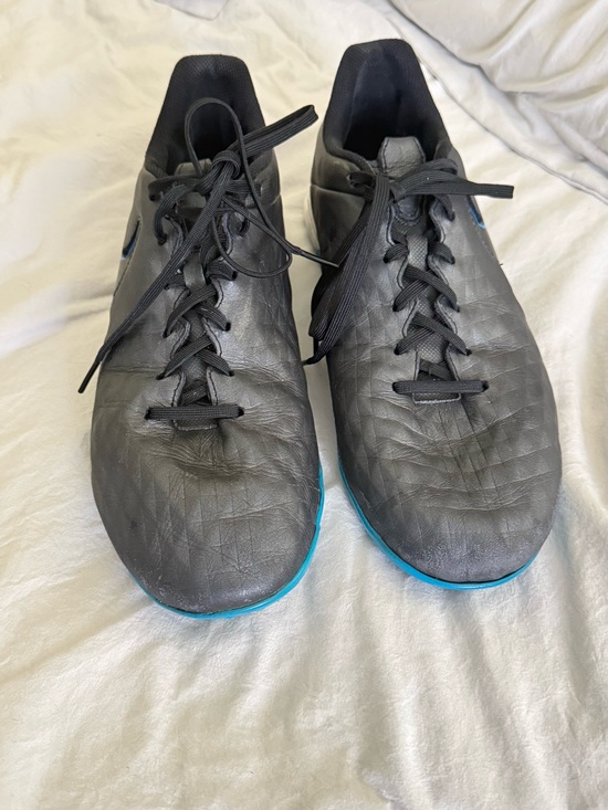 Nike Tiempo Legend 8 Club FG/MG Men\'s Soccer Cleats Black/Blue Size 11.5 main image 4